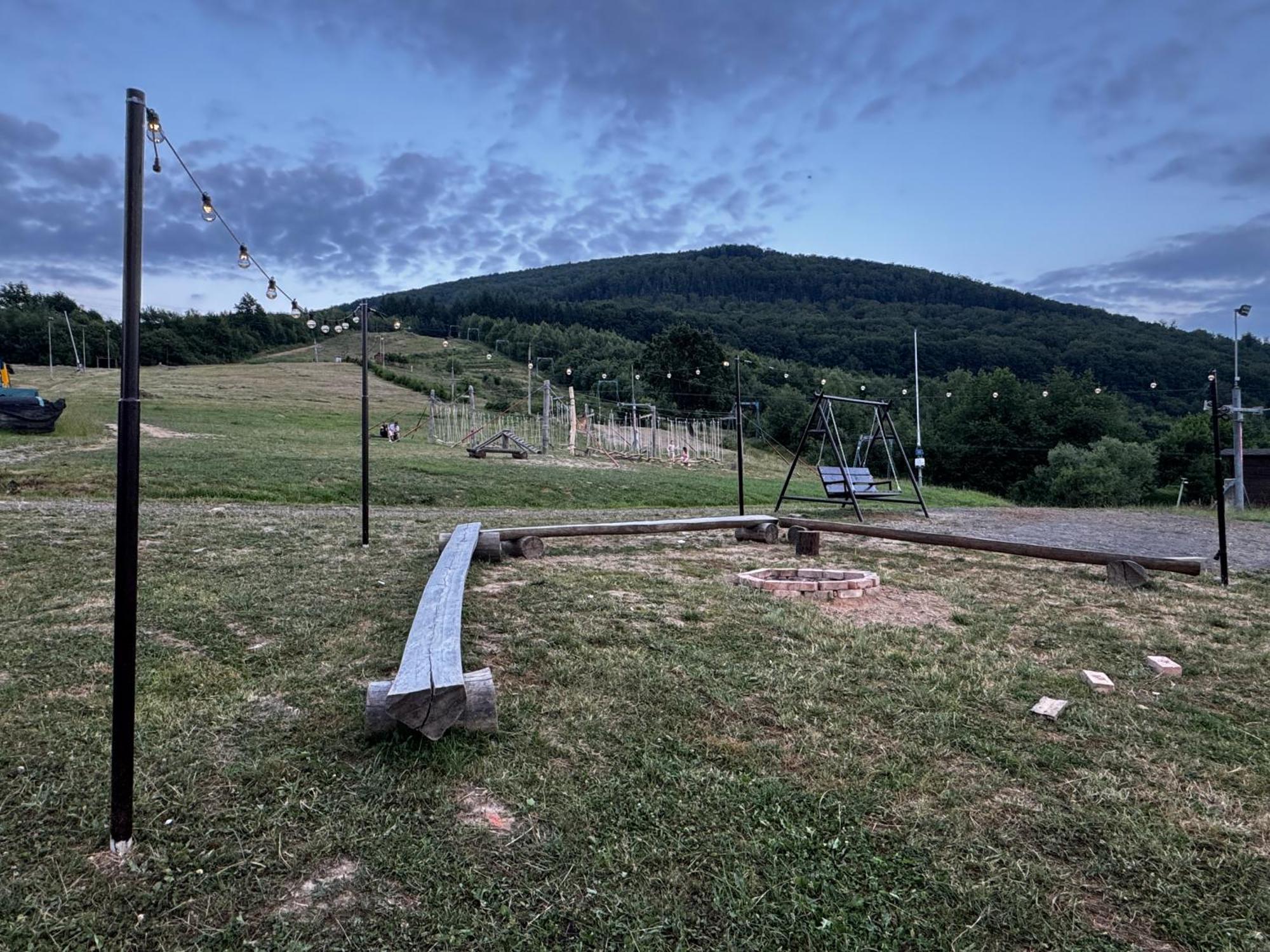 Hotel Kateryna Polyana (Transcarpathia)