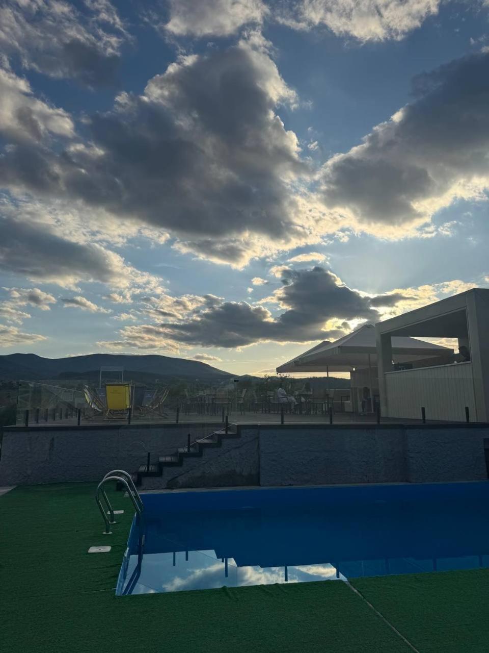 Hotel Kateryna Polyana (Transcarpathia)